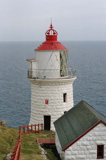 Leuchtturm Nolsoy total